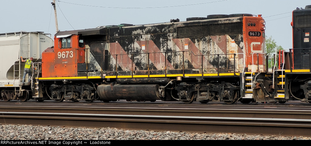 CN 9673